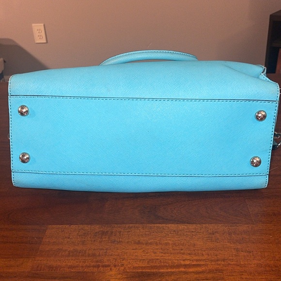 Michael Kors Large Hamilton Turquoise Satchel. Silver chain handle and accents - Picture 10 of 15